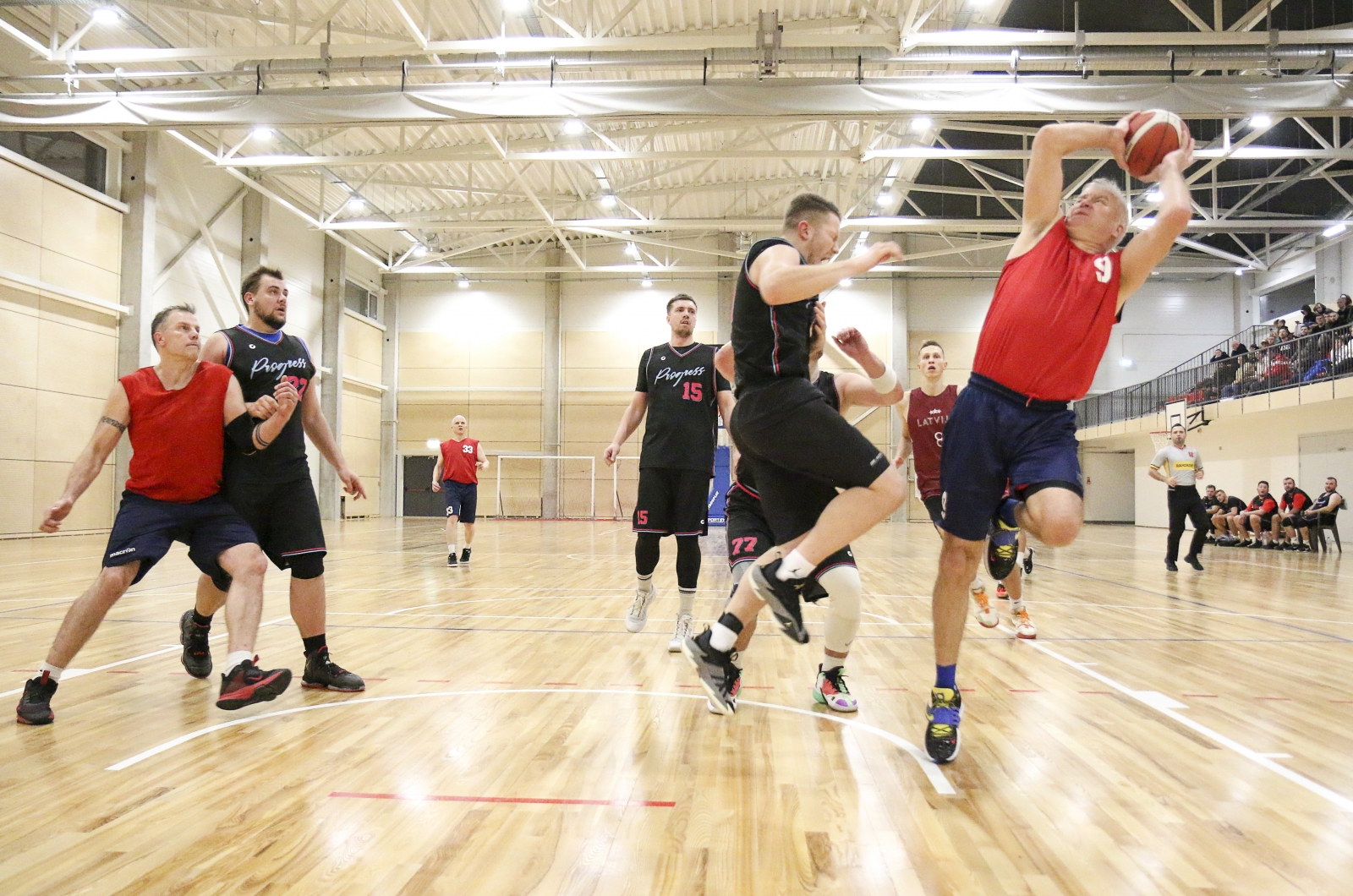 Iecavas pilsētas 1. atklātā basketbola čempionāta finālspēles un apbalvošana (22)