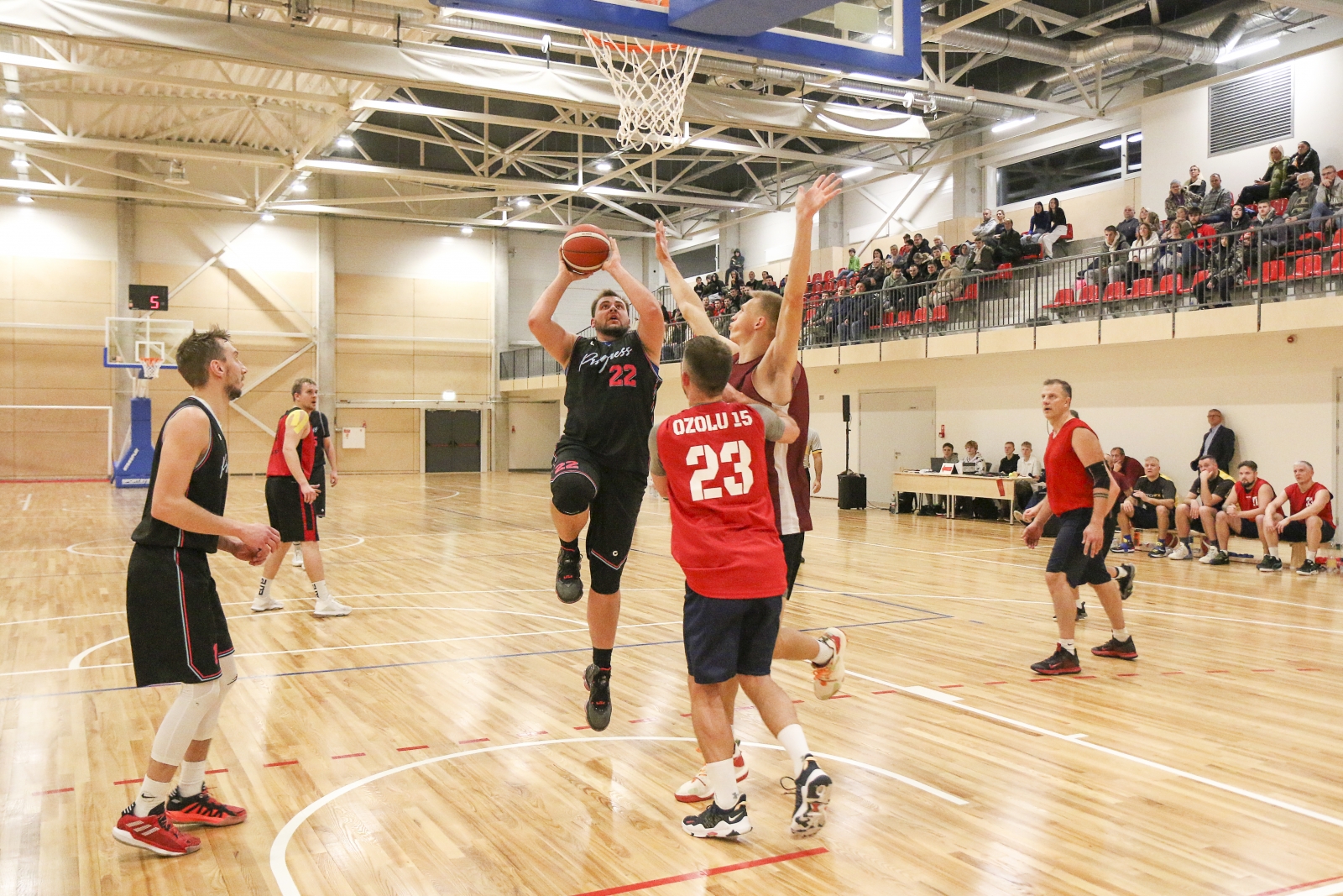 Iecavas pilsētas 1. atklātā basketbola čempionāta finālspēles un apbalvošana (29)