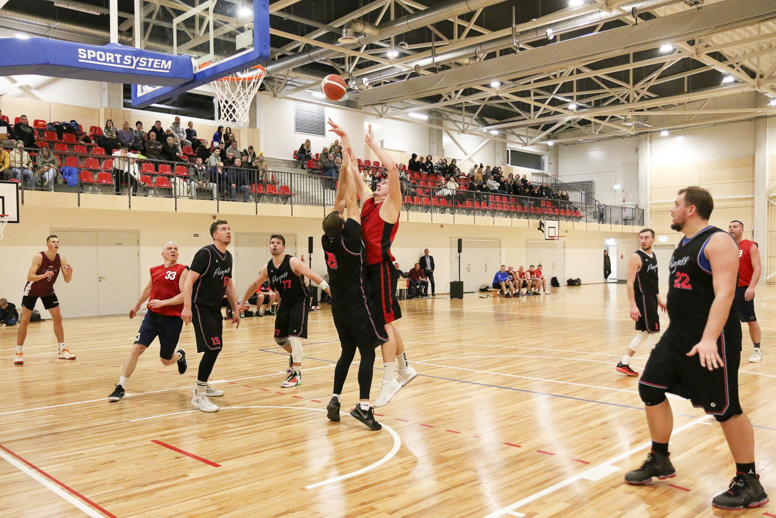 Iecavas pilsētas 1. atklātā basketbola čempionāta finālspēles un apbalvošana (36)