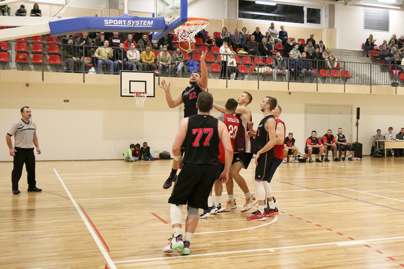 Iecavas pilsētas 1. atklātā basketbola čempionāta finālspēles un apbalvošana (38)