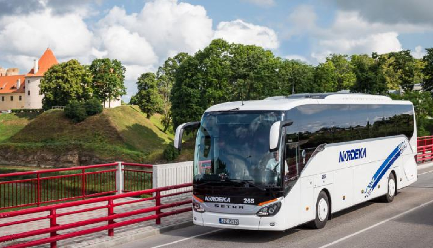 Lotē «Bauska» turpmākos 10 gadus kvalitatīvus sabiedriskā transporta pakalpojumus nodrošinās AS «Nordeka»