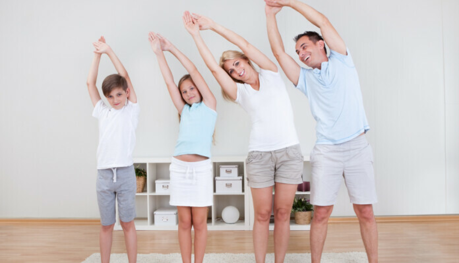 7 fizioterapeites padomi vecākiem un vingrojumu video skolēniem – kustībām attālināto mācību laikā