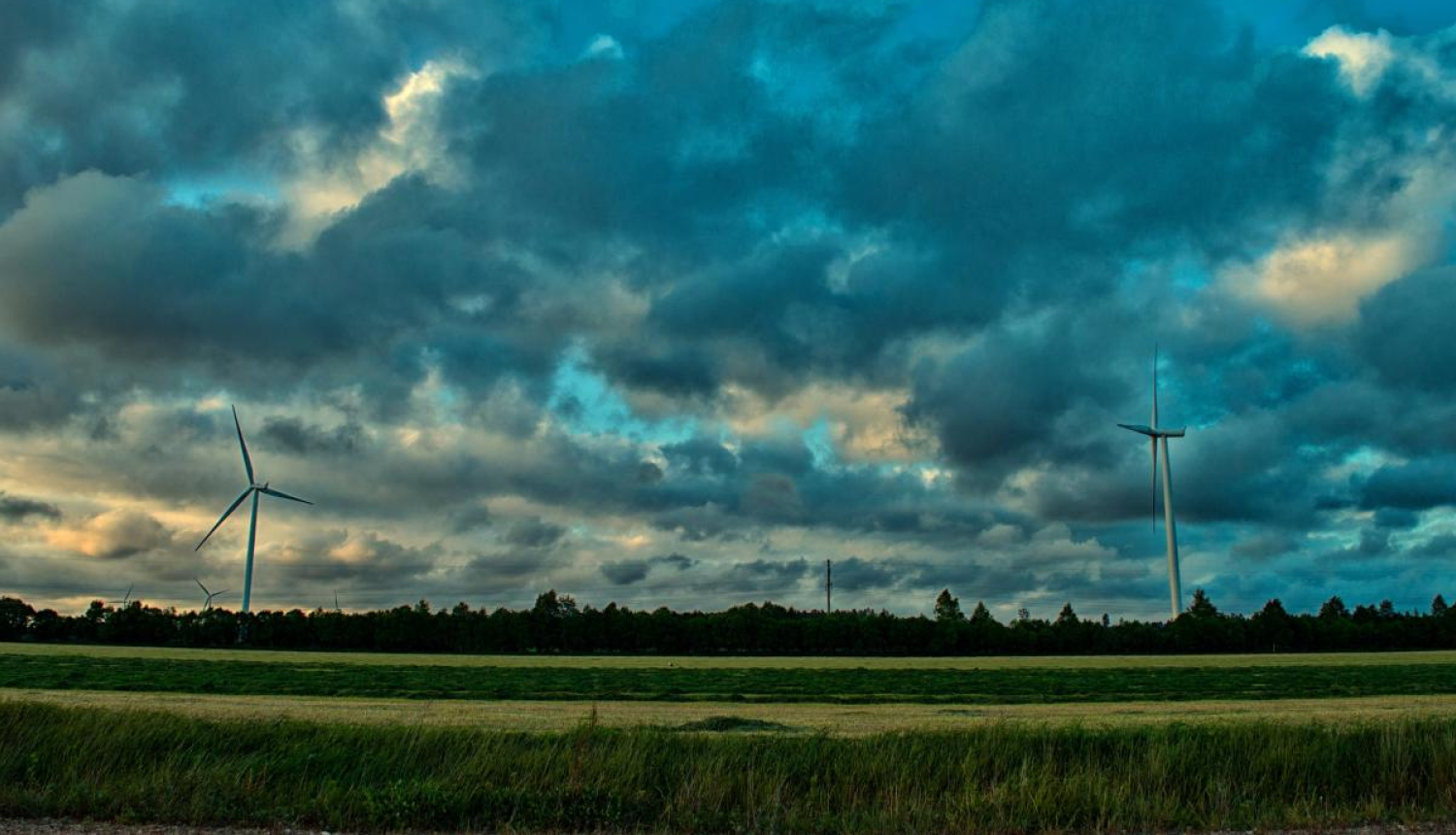 Par projektu īstenošanu