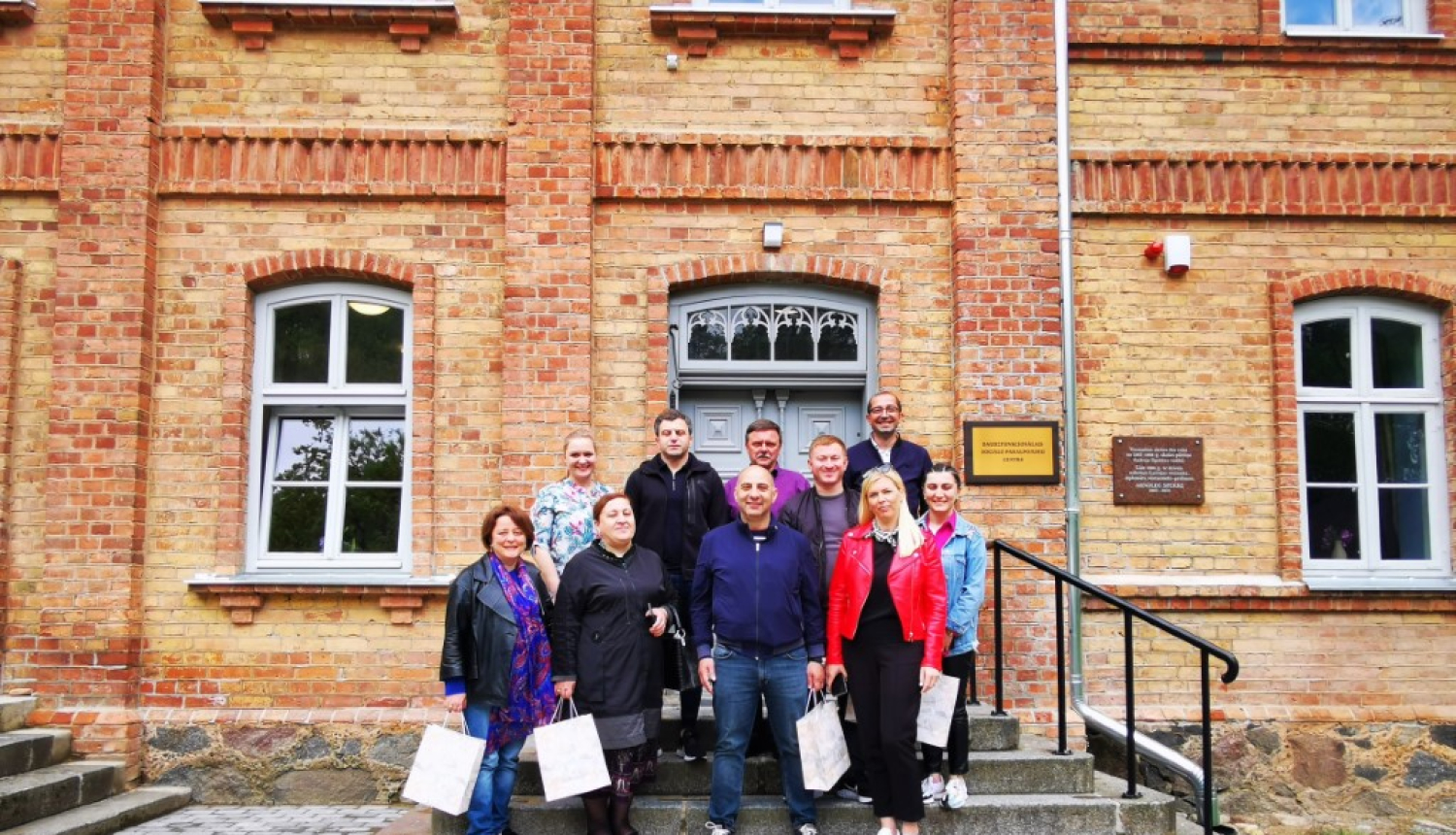 Vecumniekos ierodas viesi no divām Gruzijas sadraudzības pašvaldībām