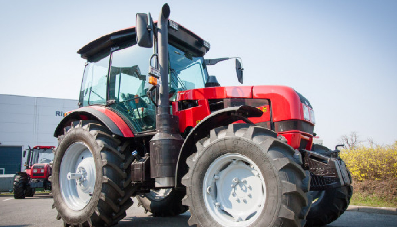 Sāksies ikgadējās traktortehnikas apskates