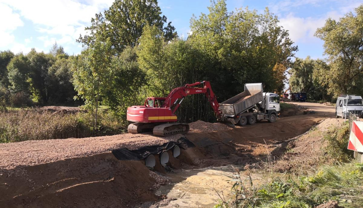 Veikti apjomīgi ieguldījumi pašvaldības autoceļu uzlabošanai