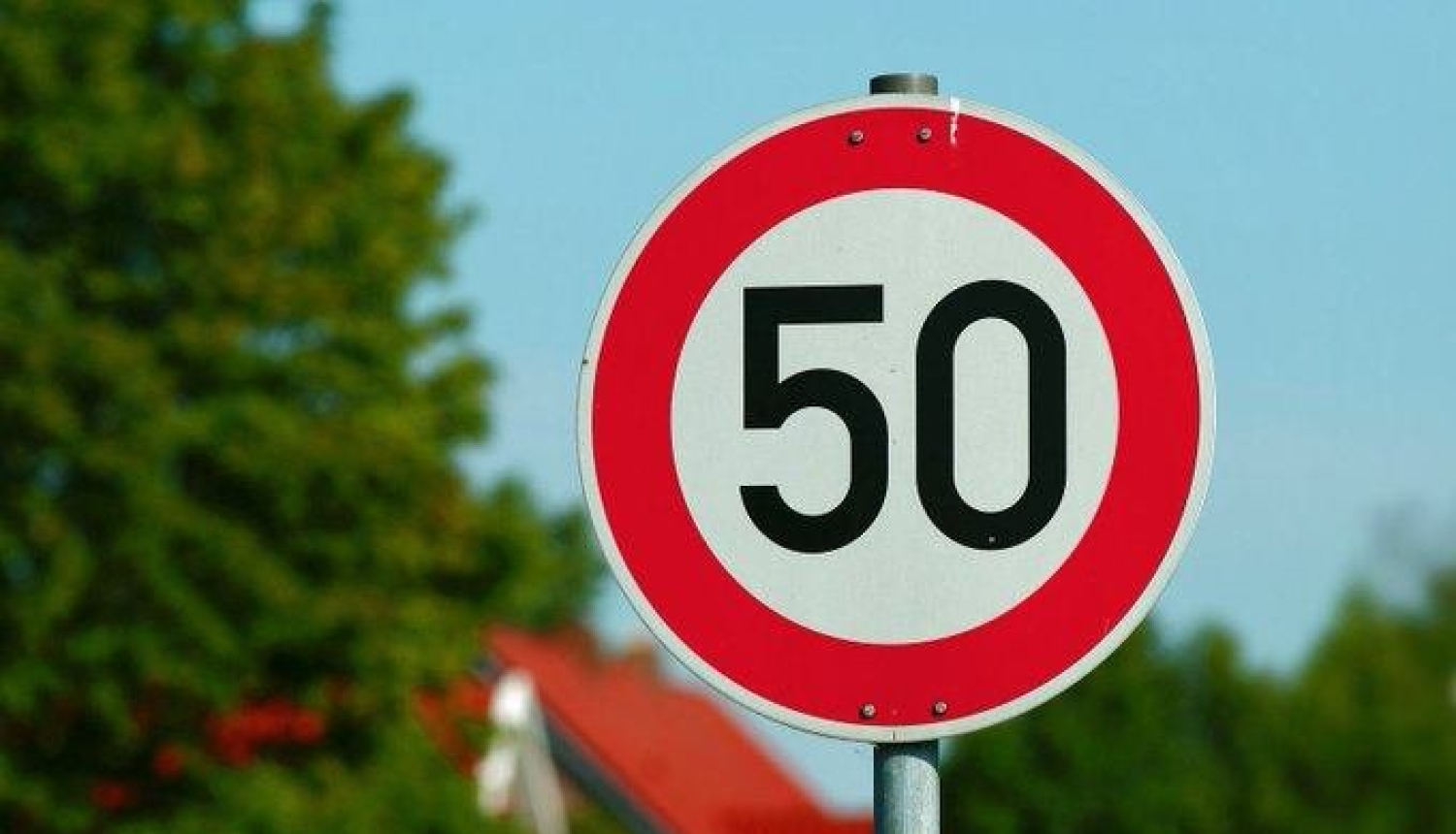 Aicinām autovadītājiem ņemt vērā