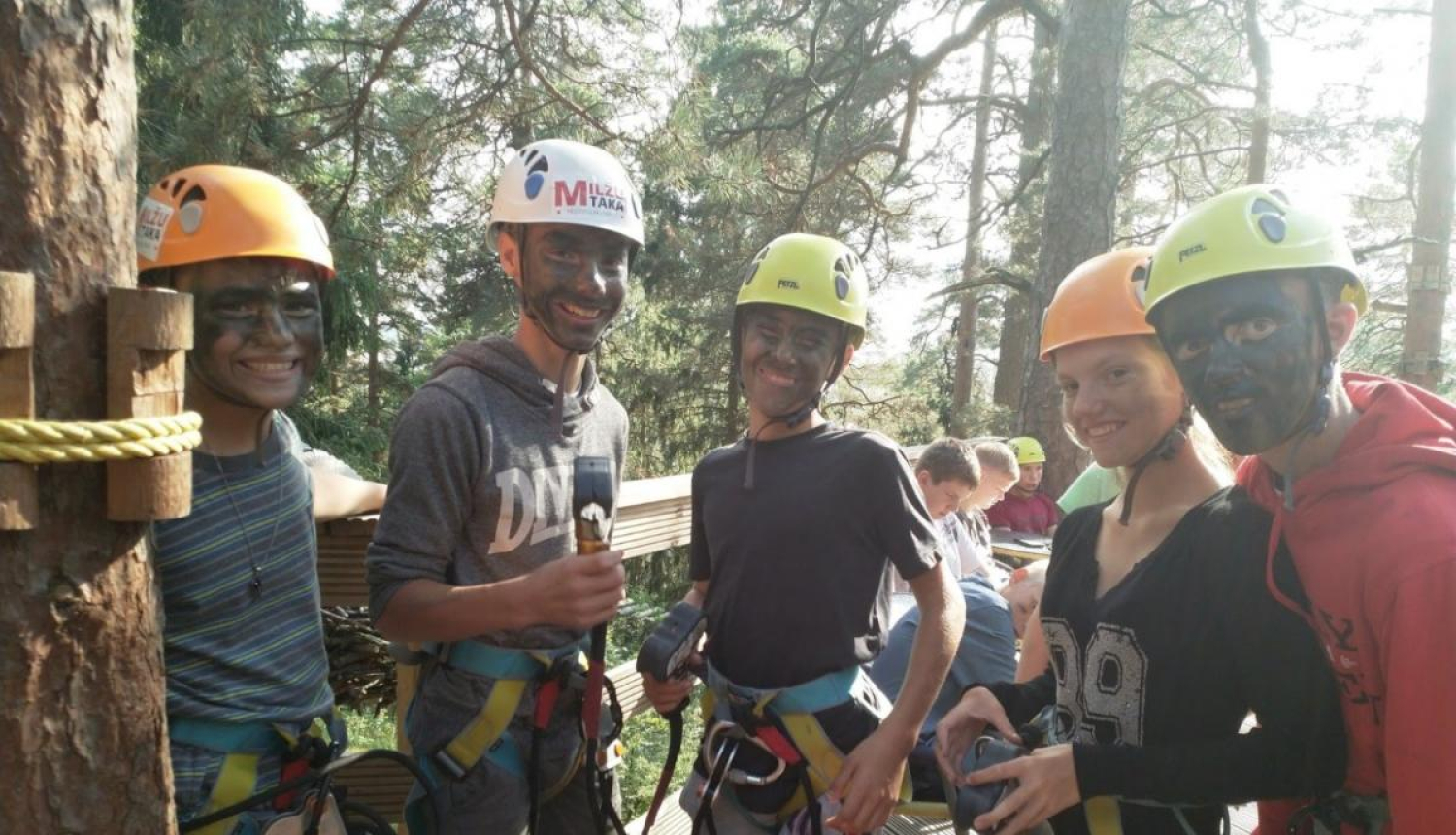 Izsludināts iepirkums vasaras nometnes organizēšanai