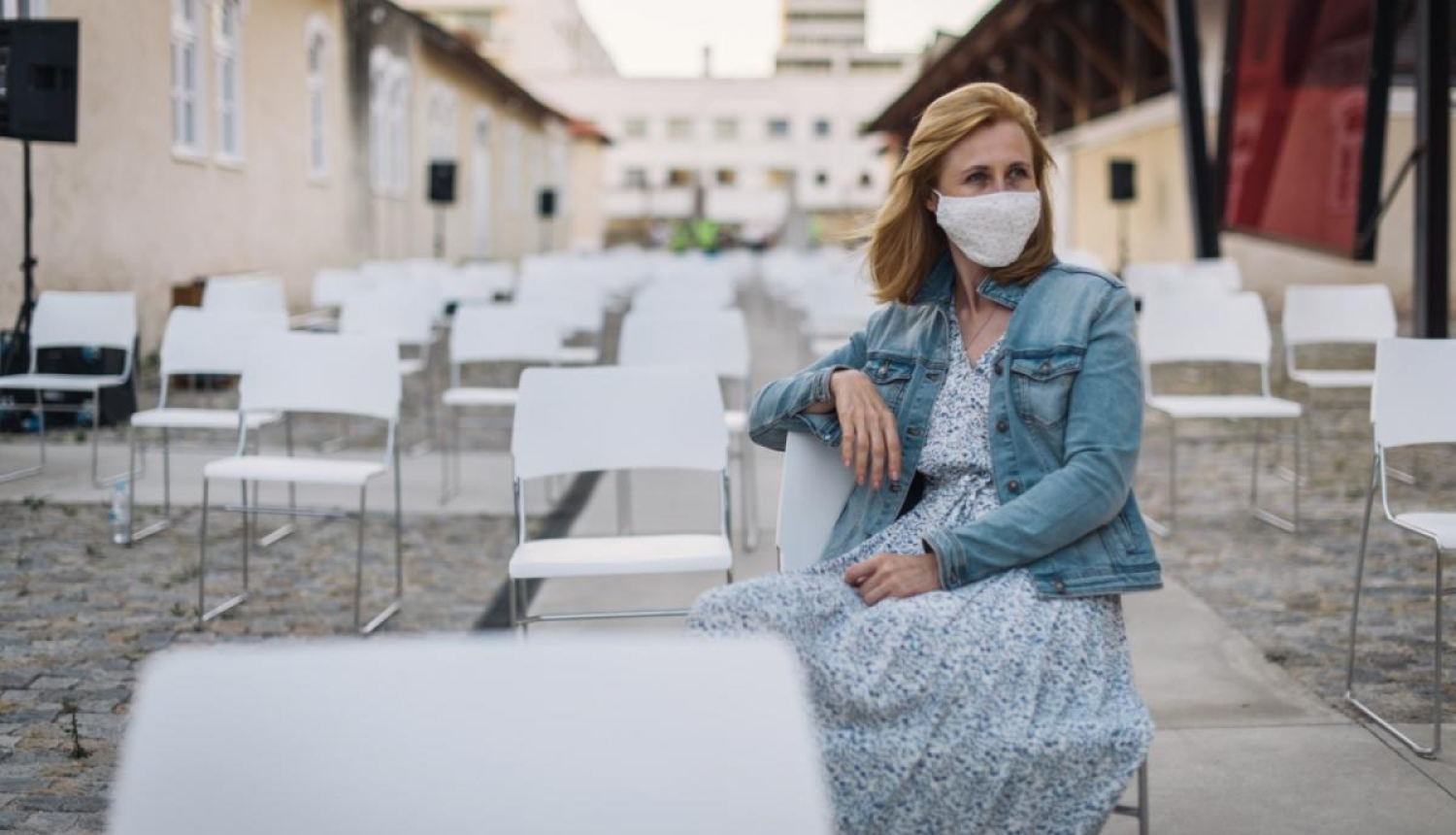 No 15. jūnija publiskus pasākumus varēs apmeklēt cilvēki arī ar negatīviem Covid-19 testiem; bērniem līdz 12 gadiem tests nebūs jāveic