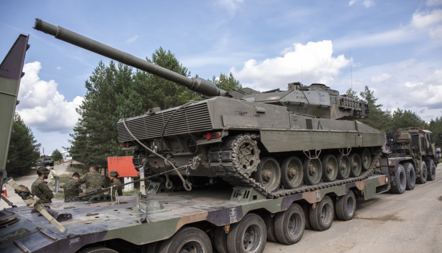 Notiks ASV militārās tehnikas kolonnu pārvietošanās