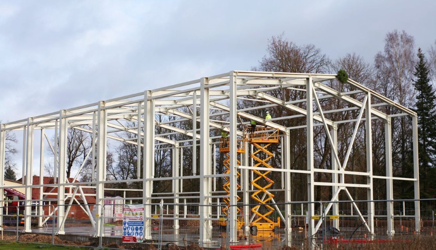 Skaistkalnes sporta hallei spāru svētki, akreditēta Skaistkalnes vidusskola