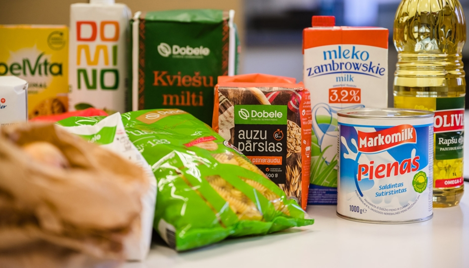 Saistībā ar patēriņa cenu strauju pieaugumu zemu ienākumu mājsaimniecībām būs pieejamas papildu pārtikas pakas