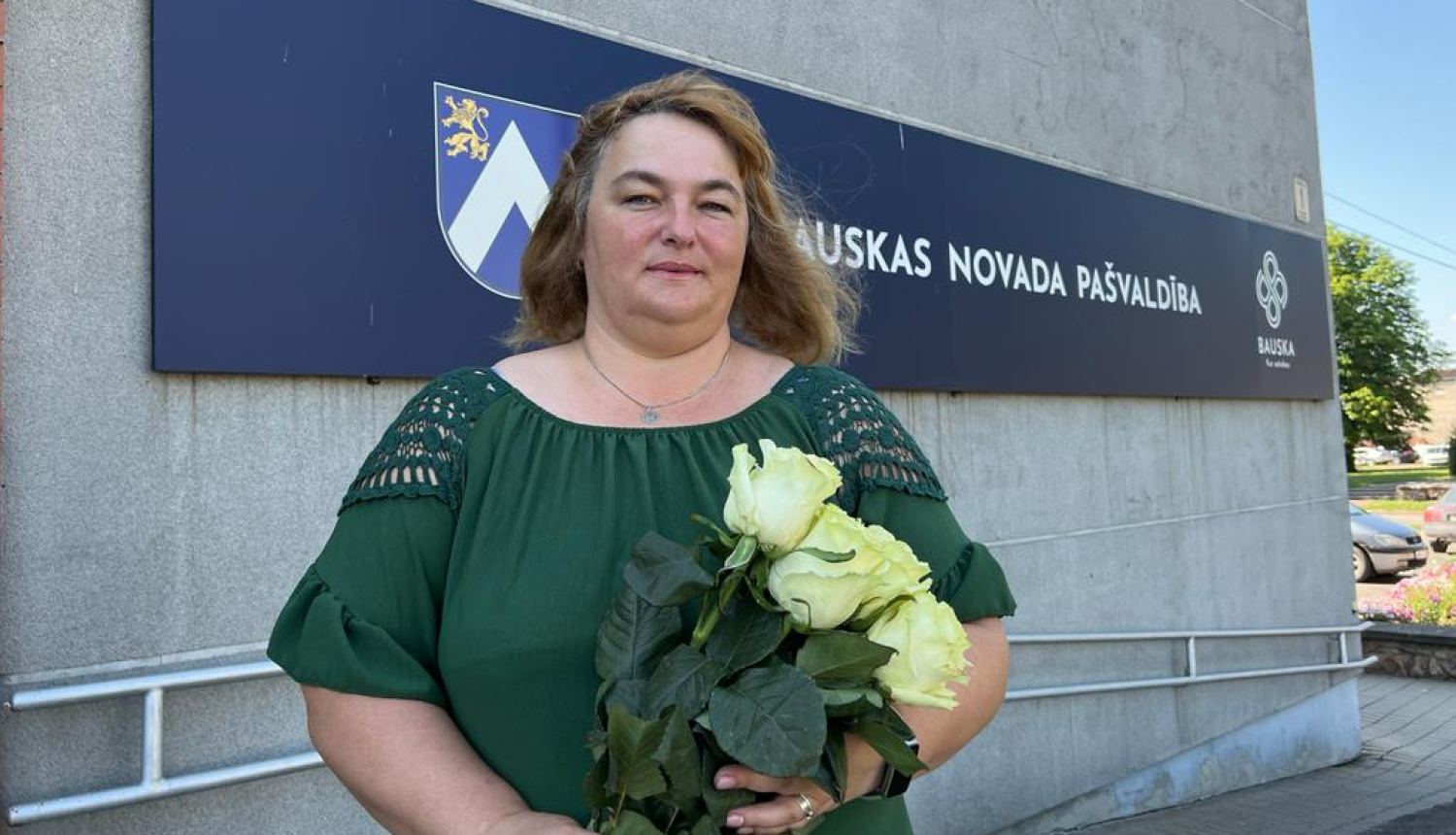 Uzvaras skolas direktore