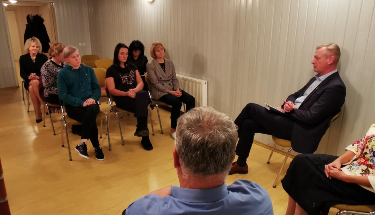 Notikusi pašvaldības pārstāvju un iedzīvotāju tikšanās Codē