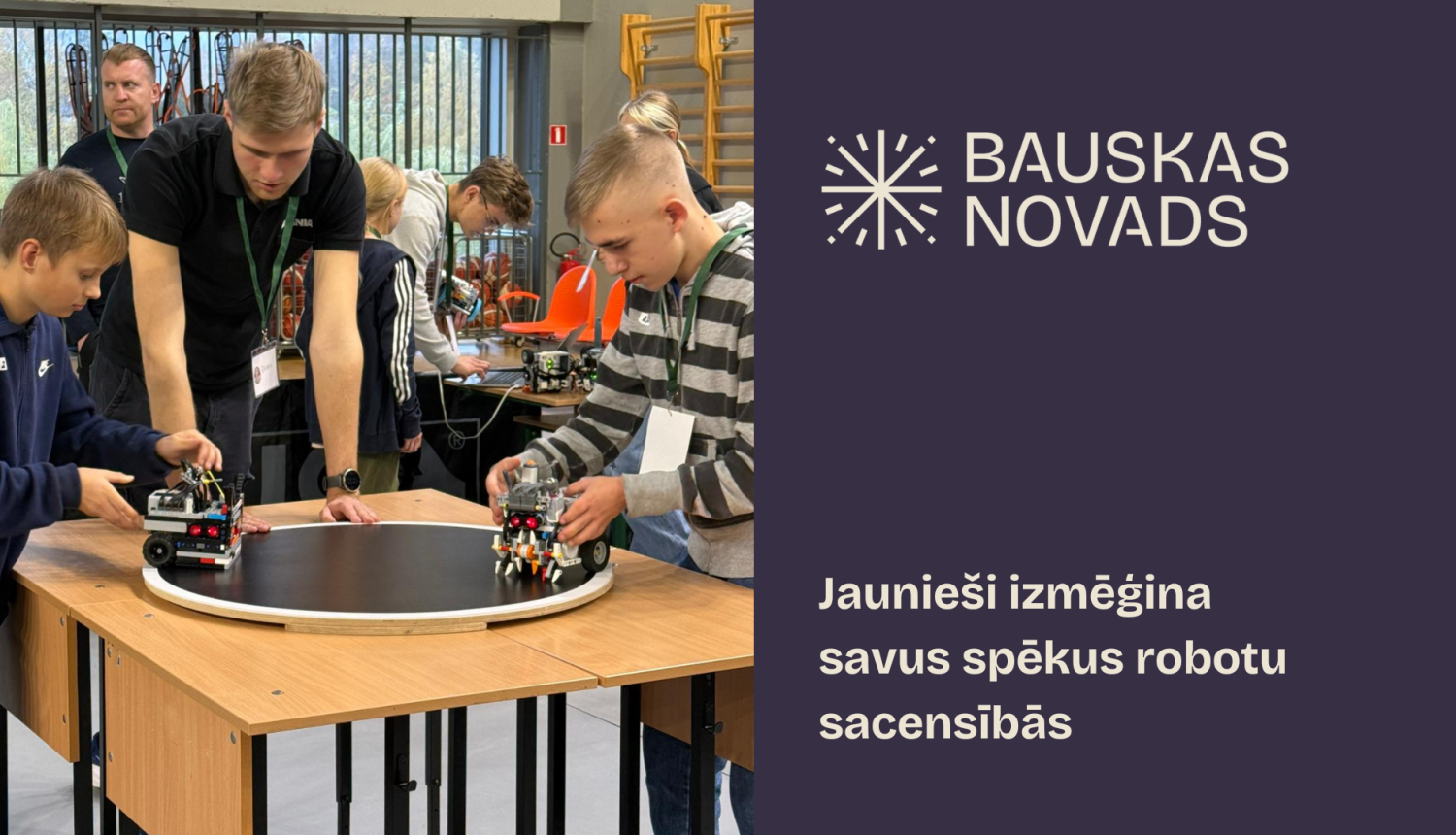 Jaunieši izmēģina spēkus robotikas sacensībās