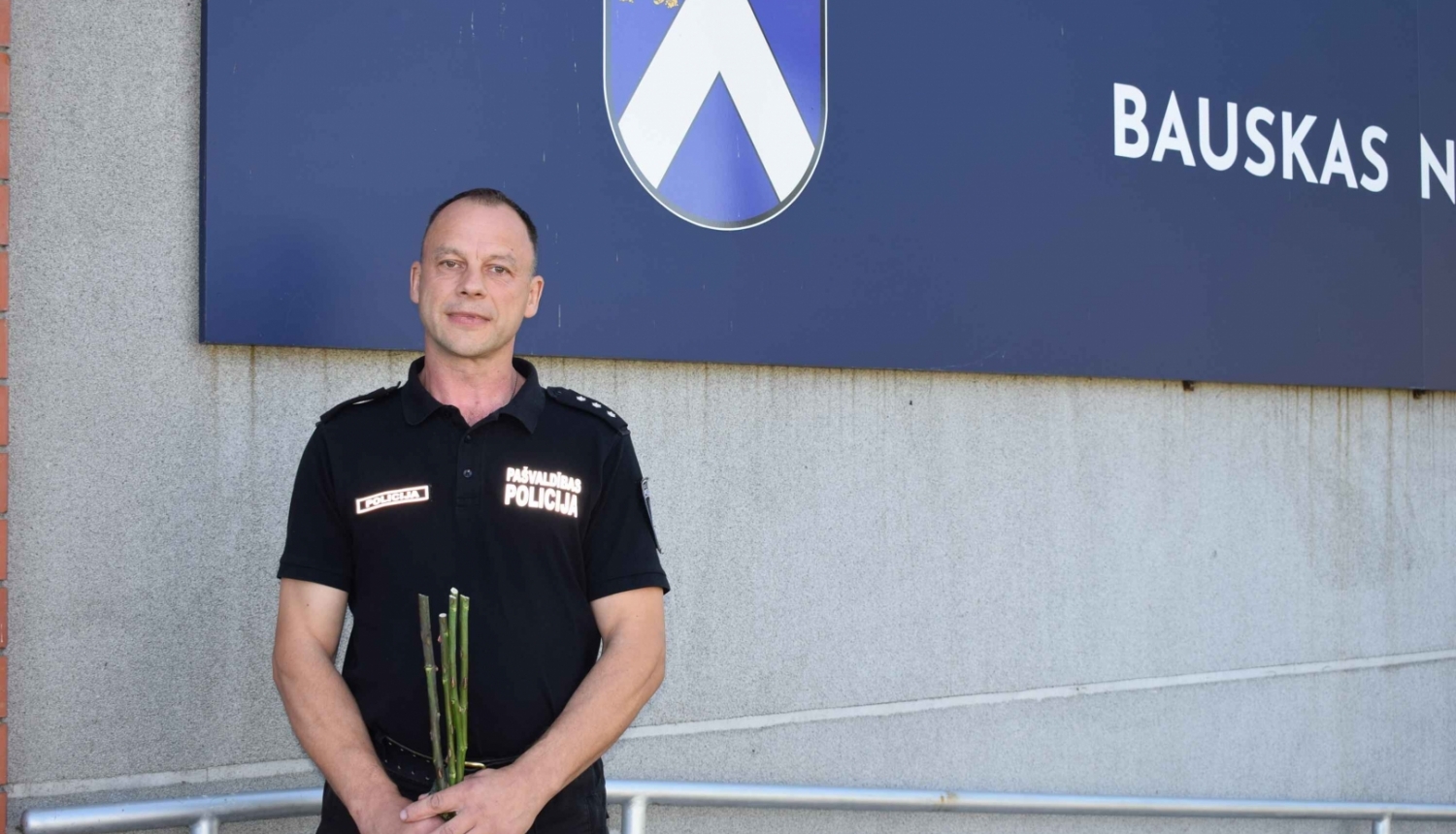 policija
